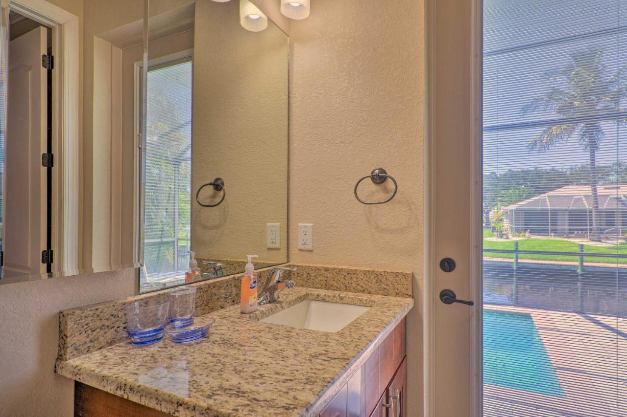 Canalfront Cape Coral Home With Patio And Grill! Dış mekan fotoğraf